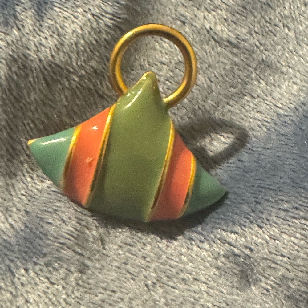 Mient Gold Ciner Jewelry Piece Brooch